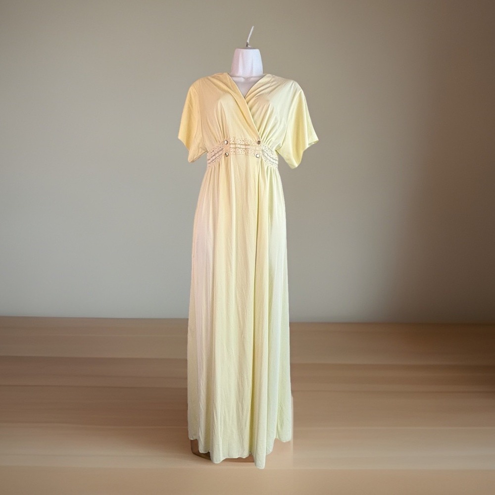 Vintage Shadowline Yellow Robe Long Maxi S Lace Bat Wing Full‎ Silky Glamour